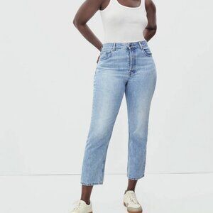 Everlane Curvy 90s Cheeky Straight Jean Size 29 Crop | Vintage Sunbleached Blue